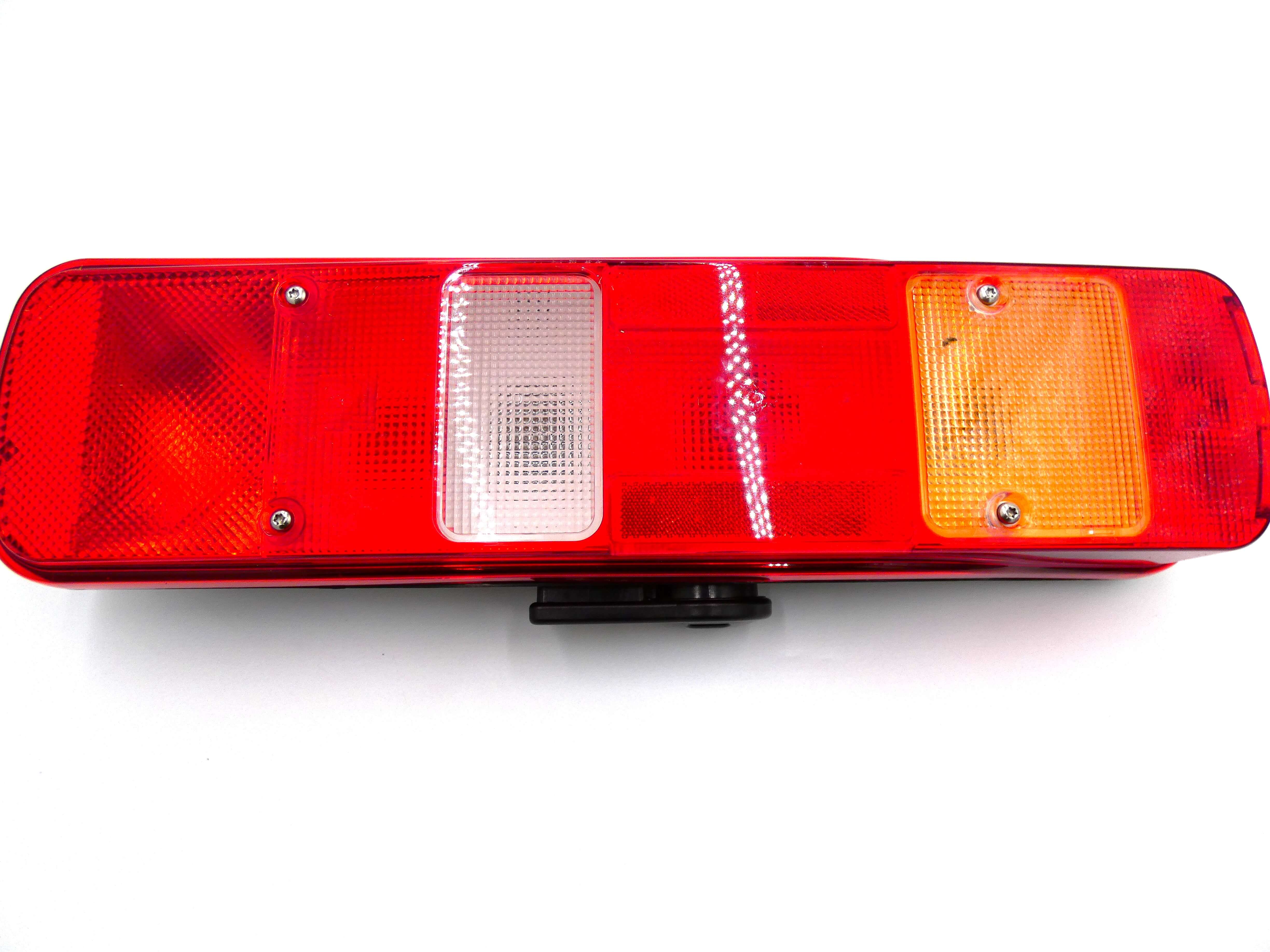Lampa tył zespolona rh