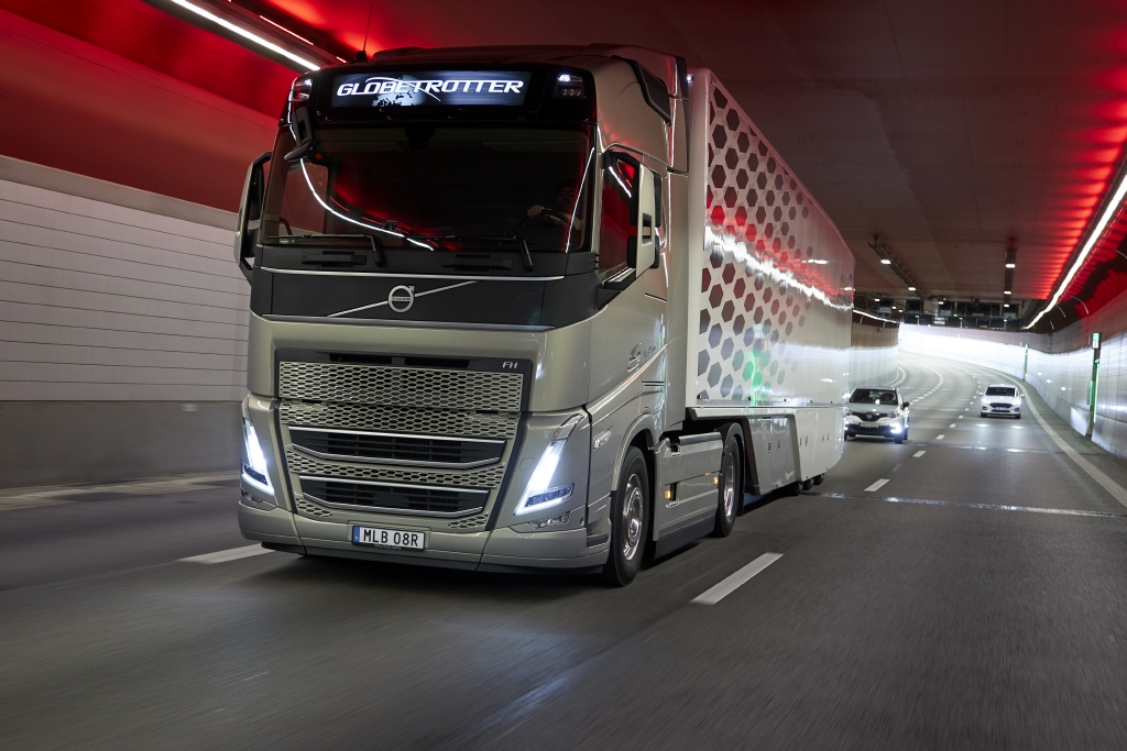 Czas na udoskonaloną wydajność paliwową na długich dystansach w pojazdach Volvo Trucks!