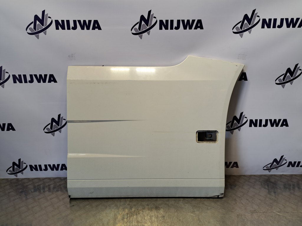 SPOILER MIĘDZYOSIOWY RH - część używana