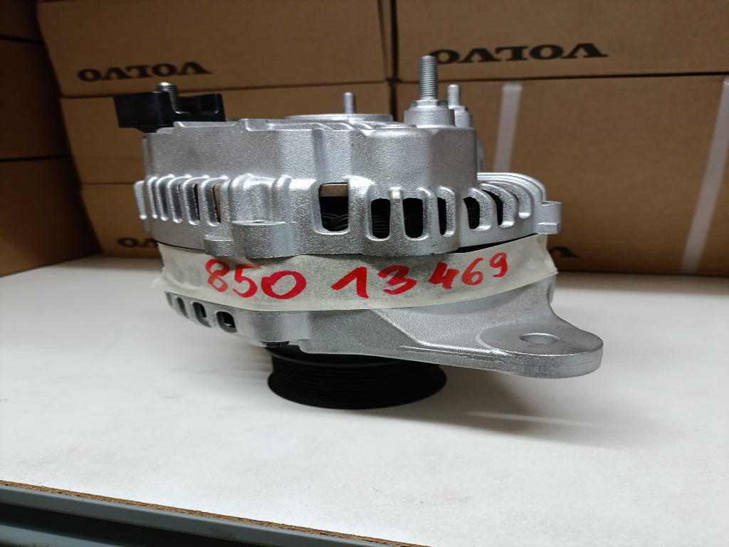 ALTERNATOR 110 A - część używana