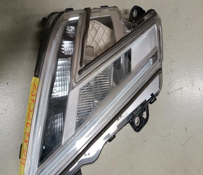 REFLEKTOR LED RH - część używana