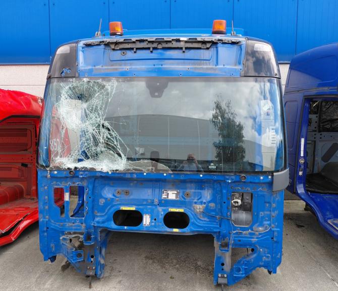 Kabina Volvo FH4 2019 H uszkod - część używana