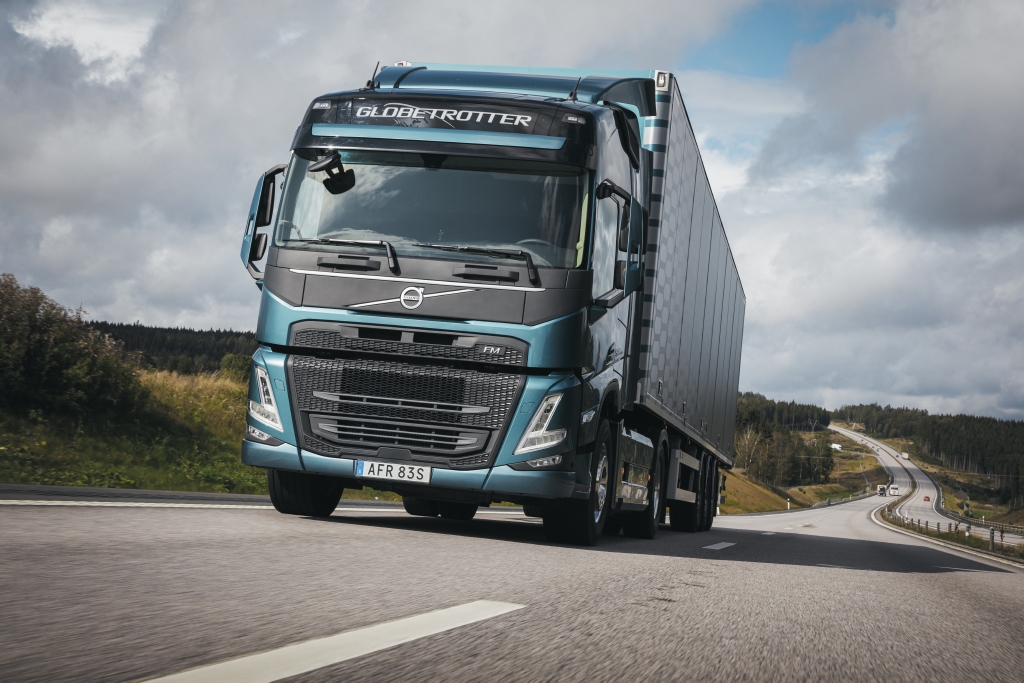 Nowe Volvo FM — nowa kabina i większy komfort pracy kierowcy
