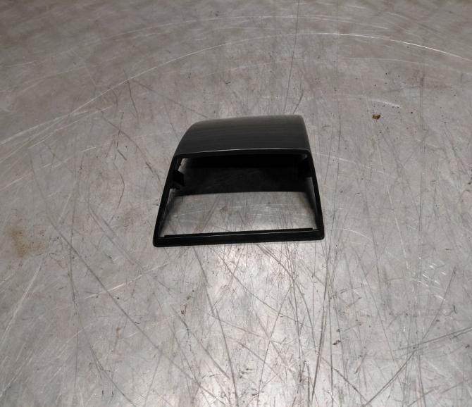 OBUDOWA LAMPY KIERUNKU RH - część używana