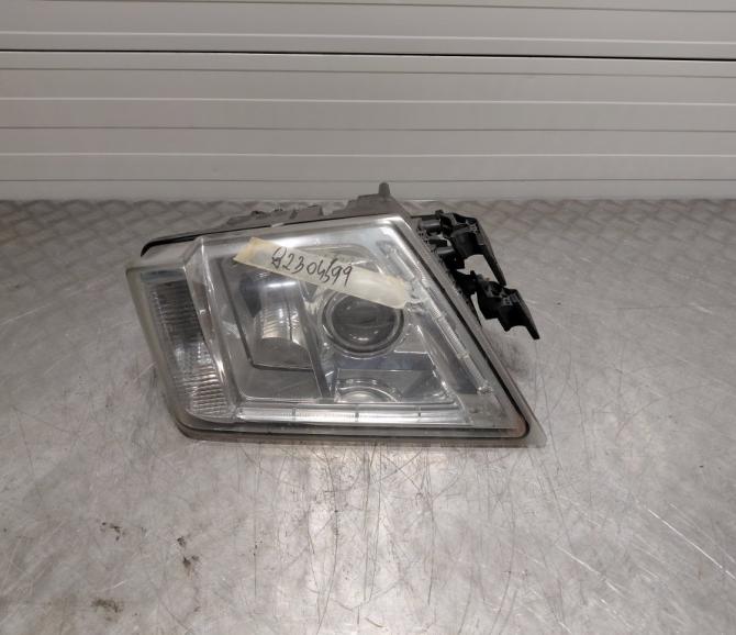 LAMPA PRZEDNIA LH - część używana