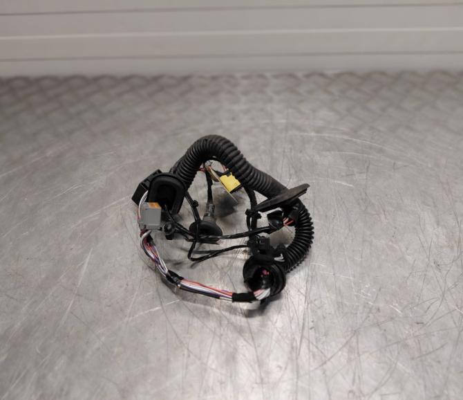 Wiązka drzwi - część używana