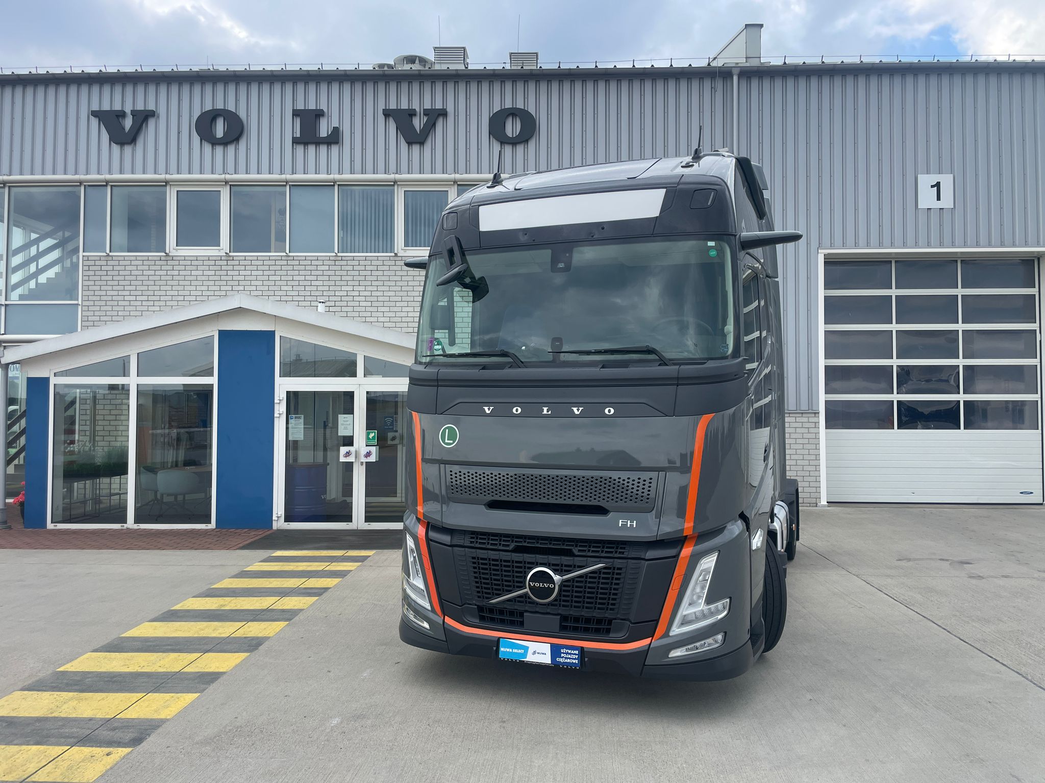 VOLVO AERO MEGA FH 460