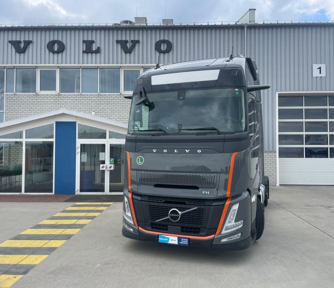 VOLVO AERO MEGA FH 460