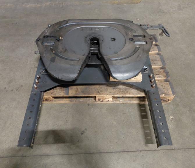 SIODŁO JOST42 185mm + Płyta - część używana