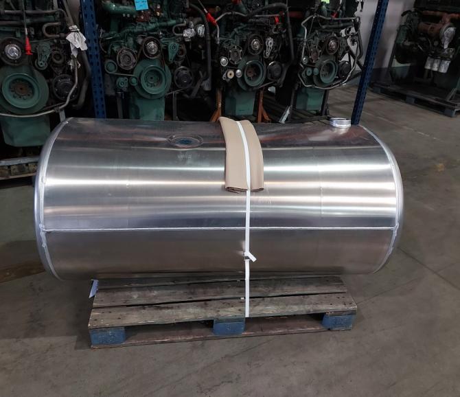ZBIORNIK PALIWA 610L 153 cm - część używana