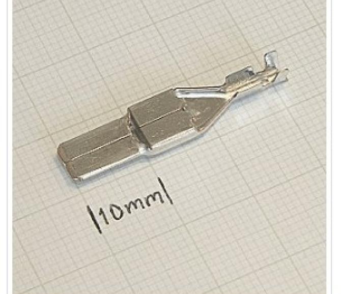 pin elektryczny 993717