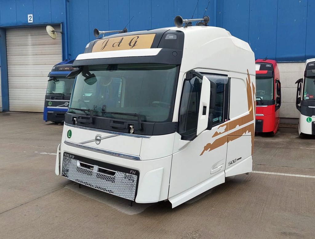 KABINA VOLVO FH4 glob 2016 bia 2016 - część używana